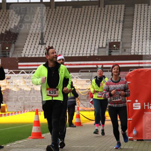 08.12.2024 - St. Pauli X-Mass-Run No. 14 Yannick Fuchs http://msf.ph/oto/7481820 08.12.2024 10:05:24 Ziel 24, 126, 273, 312, 620, 949, 1959, 2031, 2146, 2165, 2889, 2890, 2903, 2904, 3077, 3310, 3311, 3312, 3313, 3314, 3315, 3316, 3317, 3318, 3339 meine-sportfotos.de