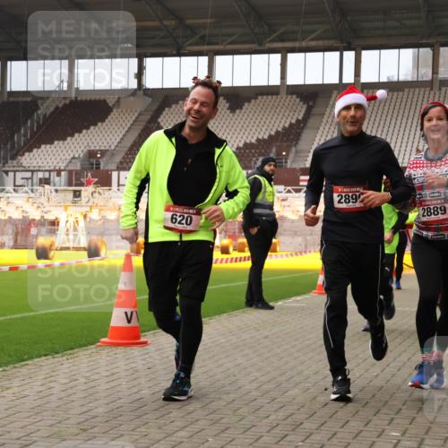 08.12.2024 - St. Pauli X-Mass-Run No. 14 Yannick Fuchs http://msf.ph/oto/7481858 08.12.2024 10:05:26 Ziel 24, 126, 273, 312, 620, 949, 1959, 2031, 2080, 2146, 2165, 2889, 2890, 2903, 2904, 3077, 3310, 3311, 3312, 3314, 3315, 3316, 3317, 3339 meine-sportfotos.de