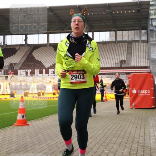 08.12.2024 - St. Pauli X-Mass-Run No. 14 Yannick Fuchs http://msf.ph/oto/7481897 08.12.2024 10:05:29 Ziel 126, 273, 312, 620, 949, 1959, 2031, 2056, 2080, 2146, 2165, 2866, 2889, 2890, 2903, 2904, 3310, 3311, 3312, 3314, 3316, 3339 meine-sportfotos.de