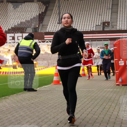 08.12.2024 - St. Pauli X-Mass-Run No. 14 Yannick Fuchs http://msf.ph/oto/7481929 08.12.2024 10:05:31 Ziel 126, 273, 312, 620, 949, 1957, 1959, 2031, 2056, 2080, 2146, 2866, 2889, 2890, 2903, 2904, 3316, 3339 meine-sportfotos.de