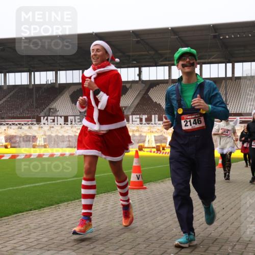 08.12.2024 - St. Pauli X-Mass-Run No. 14 Yannick Fuchs http://msf.ph/oto/7482021 08.12.2024 10:05:38 Ziel 126, 620, 751, 932, 949, 1178, 1605, 1643, 1650, 1957, 2056, 2077, 2080, 2146, 2603, 2864, 2866, 2903, 2904, 3114, 3302, 3339 meine-sportfotos.de