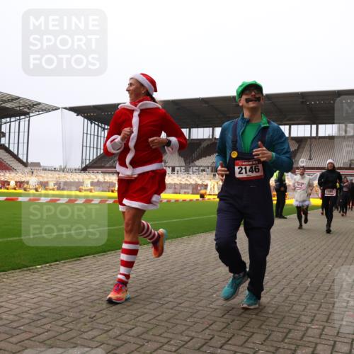 08.12.2024 - St. Pauli X-Mass-Run No. 14 Yannick Fuchs http://msf.ph/oto/7482037 08.12.2024 10:05:38 Ziel 126, 620, 751, 932, 949, 1178, 1605, 1643, 1650, 1957, 2056, 2077, 2080, 2146, 2603, 2864, 2866, 2903, 2904, 3114, 3302, 3339 meine-sportfotos.de