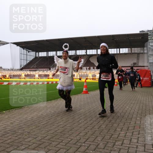 08.12.2024 - St. Pauli X-Mass-Run No. 14 Yannick Fuchs http://msf.ph/oto/7482081 08.12.2024 10:05:41 Ziel 126, 620, 751, 932, 949, 1178, 1605, 1643, 1650, 1957, 2056, 2077, 2080, 2146, 2306, 2308, 2344, 2435, 2603, 2864, 2866, 2908, 3114, 3302, 3339 meine-sportfotos.de