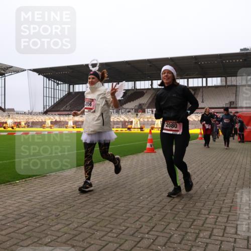 08.12.2024 - St. Pauli X-Mass-Run No. 14 Yannick Fuchs http://msf.ph/oto/7482091 08.12.2024 10:05:41 Ziel 126, 620, 751, 932, 949, 1178, 1605, 1643, 1650, 1957, 2056, 2077, 2080, 2146, 2306, 2308, 2344, 2435, 2603, 2864, 2866, 2908, 3114, 3302, 3339 meine-sportfotos.de