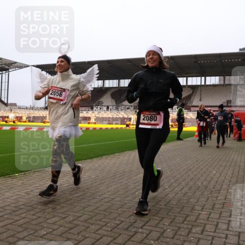 08.12.2024 - St. Pauli X-Mass-Run No. 14 Yannick Fuchs http://msf.ph/oto/7482104 08.12.2024 10:05:41 Ziel 126, 620, 751, 932, 949, 1178, 1605, 1643, 1650, 1957, 2056, 2077, 2080, 2146, 2306, 2308, 2344, 2435, 2603, 2864, 2866, 2908, 3114, 3302, 3339 meine-sportfotos.de