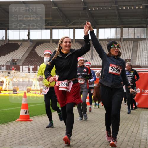 08.12.2024 - St. Pauli X-Mass-Run No. 14 Yannick Fuchs http://msf.ph/oto/7482165 08.12.2024 10:05:44 Ziel 126, 751, 932, 1178, 1605, 1643, 1650, 1957, 2056, 2077, 2080, 2146, 2306, 2308, 2344, 2435, 2603, 2864, 2866, 2908, 3114, 3118, 3302, 3339 meine-sportfotos.de