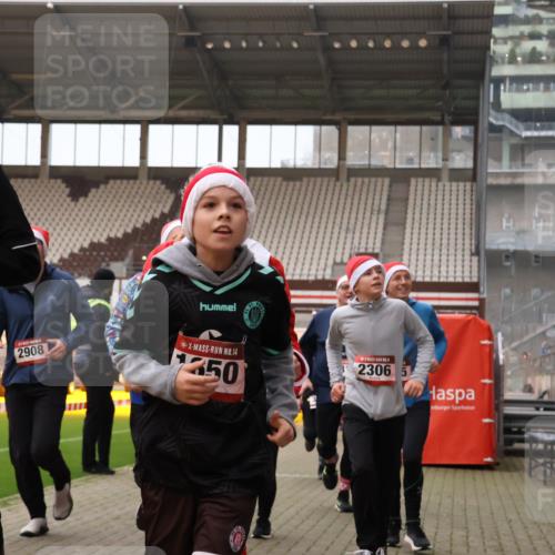 08.12.2024 - St. Pauli X-Mass-Run No. 14 Yannick Fuchs http://msf.ph/oto/7482295 08.12.2024 10:05:49 Ziel 751, 932, 1178, 1243, 1605, 1643, 1650, 1957, 2056, 2077, 2080, 2306, 2308, 2344, 2435, 2603, 2864, 2866, 2908, 3114, 3115, 3118, 3184, 3302 meine-sportfotos.de