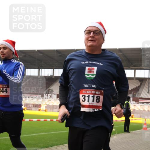 08.12.2024 - St. Pauli X-Mass-Run No. 14 Yannick Fuchs http://msf.ph/oto/7482358 08.12.2024 10:05:53 Ziel 175, 751, 932, 1178, 1243, 1605, 1643, 1650, 1957, 2077, 2306, 2308, 2344, 2435, 2474, 2603, 2864, 2866, 2908, 3114, 3115, 3118, 3184, 3302 meine-sportfotos.de