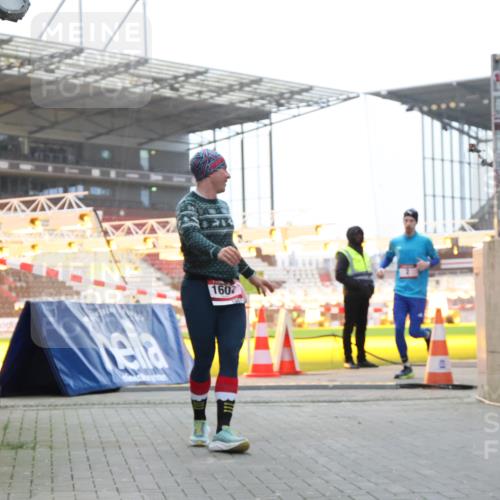 08.12.2024 - St. Pauli X-Mass-Run No. 14 H.Heesch http://msf.ph/oto/7487406 08.12.2024 09:51:23 Ziel 2, 1607 meine-sportfotos.de