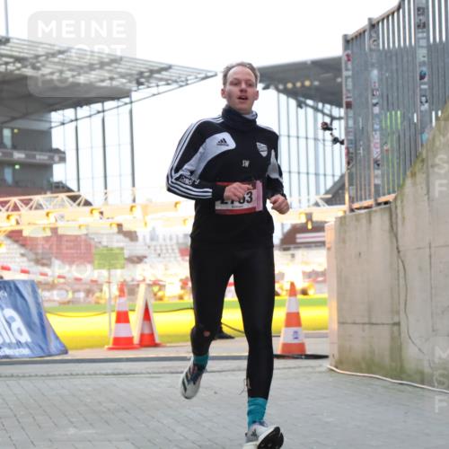 08.12.2024 - St. Pauli X-Mass-Run No. 14 H.Heesch http://msf.ph/oto/7487677 08.12.2024 09:52:13 Ziel 918, 2763, 3285, 36, 918, 2763 meine-sportfotos.de