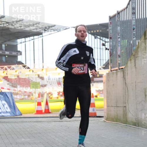 08.12.2024 - St. Pauli X-Mass-Run No. 14 H.Heesch http://msf.ph/oto/7487683 08.12.2024 09:52:13 Ziel 918, 2763, 3285, 36, 918, 2763 meine-sportfotos.de