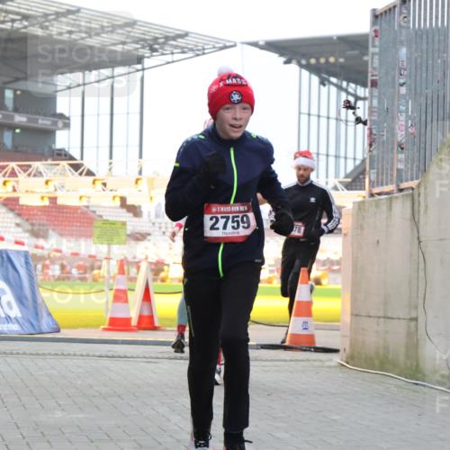 08.12.2024 - St. Pauli X-Mass-Run No. 14 H.Heesch http://msf.ph/oto/7489449 08.12.2024 10:04:03 Ziel 330, 1912, 1949, 2093, 2094, 2098, 2663, 2759, 2848, 3062, 3063, 3070, 3072, 330, 624, 1678, 2094, 2759, 2848, 2955, 3062, 3063, 3082, 3179 meine-sportfotos.de