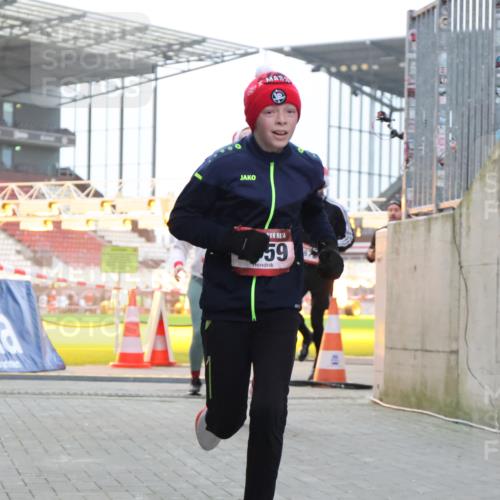 08.12.2024 - St. Pauli X-Mass-Run No. 14 H.Heesch http://msf.ph/oto/7489459 08.12.2024 10:04:03 Ziel 330, 1912, 1949, 2093, 2094, 2098, 2663, 2759, 2848, 3062, 3063, 3070, 3072, 330, 624, 1678, 2094, 2759, 2848, 2955, 3062, 3063, 3082, 3179 meine-sportfotos.de