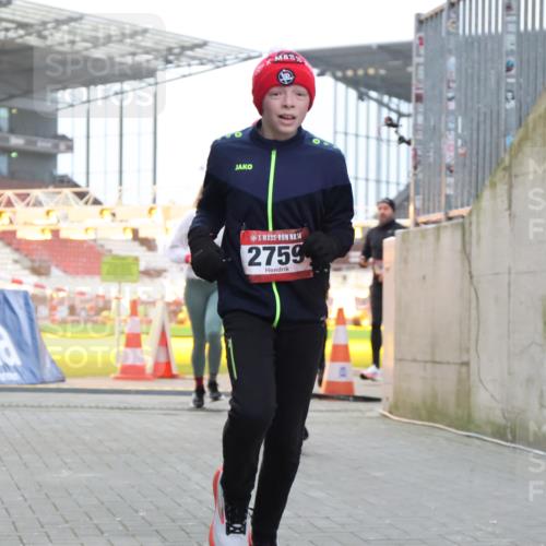 08.12.2024 - St. Pauli X-Mass-Run No. 14 H.Heesch http://msf.ph/oto/7489471 08.12.2024 10:04:03 Ziel 330, 1912, 1949, 2093, 2094, 2098, 2663, 2759, 2848, 3062, 3063, 3070, 3072, 330, 624, 1678, 2094, 2759, 2848, 2955, 3062, 3063, 3082, 3179 meine-sportfotos.de