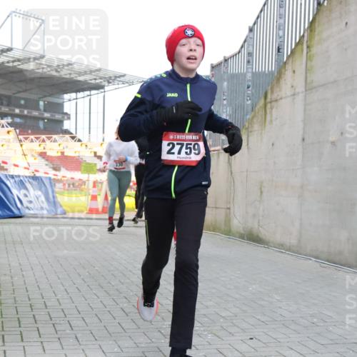 08.12.2024 - St. Pauli X-Mass-Run No. 14 H.Heesch http://msf.ph/oto/7489519 08.12.2024 10:04:03 Ziel 330, 1912, 1949, 2093, 2094, 2098, 2663, 2759, 2848, 3062, 3063, 3070, 3072, 330, 624, 1678, 2094, 2759, 2848, 2955, 3062, 3063, 3082, 3179 meine-sportfotos.de