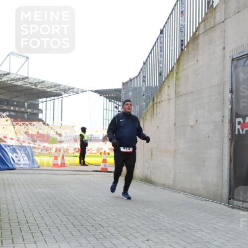 08.12.2024 - St. Pauli X-Mass-Run No. 14 H.Heesch http://msf.ph/oto/7490036 08.12.2024 09:56:18 Ziel 438, 1946, 2911, 3094, 415 meine-sportfotos.de