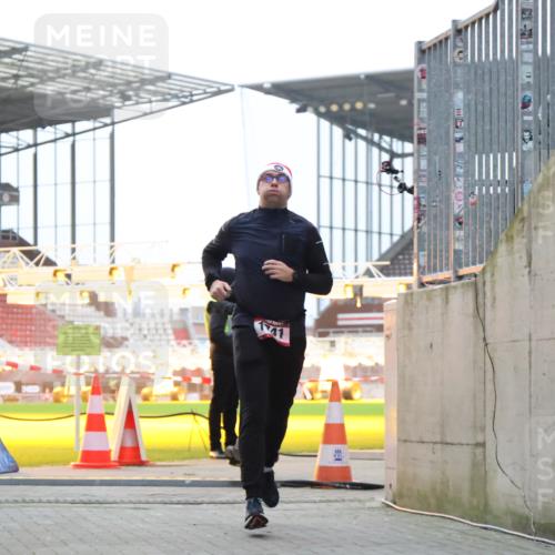 08.12.2024 - St. Pauli X-Mass-Run No. 14 H.Heesch http://msf.ph/oto/7490898 08.12.2024 09:57:10 Ziel 1754, 2956, 3095, 364, 384, 420, 1741, 3139 meine-sportfotos.de