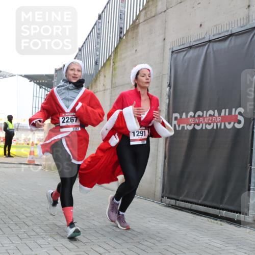 08.12.2024 - St. Pauli X-Mass-Run No. 14 H.Heesch http://msf.ph/oto/7491683 08.12.2024 09:57:28 Ziel 364, 384, 420, 755, 763, 904, 1291, 1982, 2267, 3022, 1291, 2267, 3162 meine-sportfotos.de