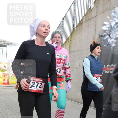 08.12.2024 - St. Pauli X-Mass-Run No. 14 H.Heesch http://msf.ph/oto/7491731 08.12.2024 10:05:35 Ziel 24, 273, 312, 1021, 1067, 1959, 2013, 2015, 2165, 2836, 3077, 3310, 3311, 3312, 3313, 3314, 3315, 3316, 3317, 3318, 273, 312, 1959, 2031, 2889, 2890, 2903, 2904, 3310, 3312, 3316 meine-sportfotos.de