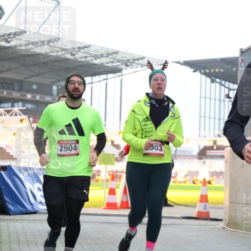 08.12.2024 - St. Pauli X-Mass-Run No. 14 H.Heesch http://msf.ph/oto/7491844 08.12.2024 10:05:40 Ziel 24, 273, 312, 1959, 2031, 2165, 2889, 2890, 3077, 3310, 3311, 3312, 3313, 3314, 3315, 3316, 3317, 3318, 620, 949, 2031, 2889, 2890, 2903, 2904 meine-sportfotos.de