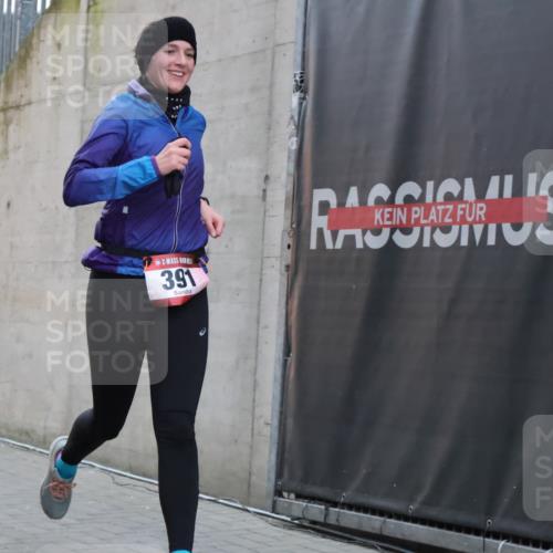 08.12.2024 - St. Pauli X-Mass-Run No. 14 H.Heesch http://msf.ph/oto/7492122 08.12.2024 09:58:00 Ziel 391, 2840, 2842, 3258, 391 meine-sportfotos.de
