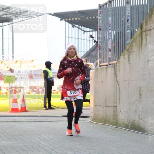 08.12.2024 - St. Pauli X-Mass-Run No. 14 H.Heesch http://msf.ph/oto/7492165 08.12.2024 09:58:13 Ziel 391, 510, 1532, 1789, 3092, 3171 meine-sportfotos.de