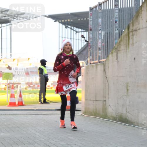 08.12.2024 - St. Pauli X-Mass-Run No. 14 H.Heesch http://msf.ph/oto/7492169 08.12.2024 09:58:13 Ziel 391, 510, 1532, 1789, 3092, 3171 meine-sportfotos.de