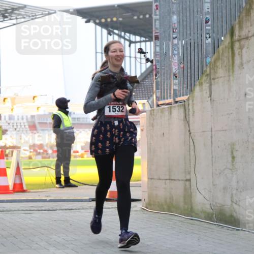 08.12.2024 - St. Pauli X-Mass-Run No. 14 H.Heesch http://msf.ph/oto/7492236 08.12.2024 09:58:15 Ziel 510, 510, 1532, 1789, 3092, 3171 meine-sportfotos.de