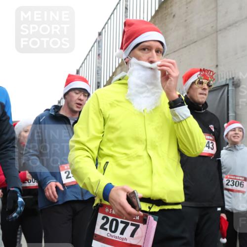 08.12.2024 - St. Pauli X-Mass-Run No. 14 H.Heesch http://msf.ph/oto/7492520 08.12.2024 10:06:07 Ziel 751, 932, 1178, 1605, 1643, 1650, 1957, 2056, 2077, 2080, 2435, 2603, 2864, 2866, 2908, 3114, 3302, 932, 1650, 2077, 2306, 2308, 2344, 2435, 2603, 2908, 3115, 3118, 3184, 3302 meine-sportfotos.de