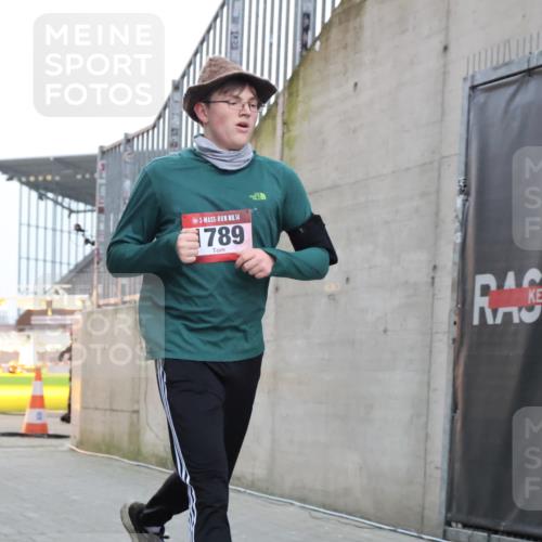 08.12.2024 - St. Pauli X-Mass-Run No. 14 H.Heesch http://msf.ph/oto/7492523 08.12.2024 09:58:21 Ziel 510, 1532, 1789, 3092, 3171, 1789, 2872, 2934, 2943, 2944, 3092, 3171 meine-sportfotos.de
