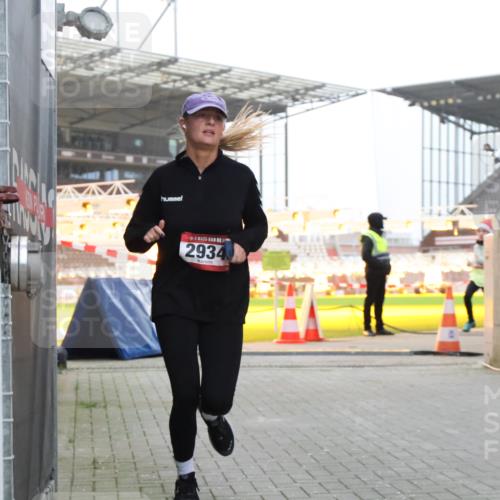 08.12.2024 - St. Pauli X-Mass-Run No. 14 H.Heesch http://msf.ph/oto/7492761 08.12.2024 09:58:26 Ziel 510, 1532, 1789, 2934, 2943, 2944, 3092, 3171, 1075, 1080, 1396, 1397, 2872, 2934, 2943, 2944 meine-sportfotos.de