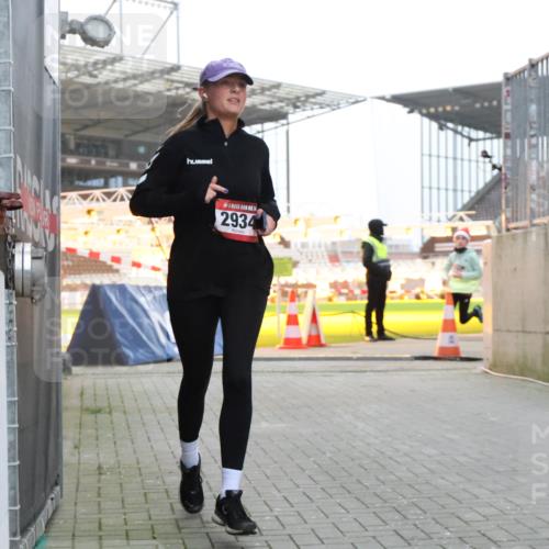 08.12.2024 - St. Pauli X-Mass-Run No. 14 H.Heesch http://msf.ph/oto/7492778 08.12.2024 09:58:27 Ziel 510, 1532, 1789, 2934, 2943, 2944, 3092, 3171, 55, 1075, 1080, 1396, 1397, 2872, 2934, 2943, 2944 meine-sportfotos.de