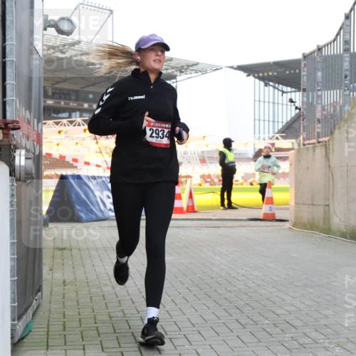 08.12.2024 - St. Pauli X-Mass-Run No. 14 H.Heesch http://msf.ph/oto/7492794 08.12.2024 09:58:27 Ziel 510, 1532, 1789, 2934, 2943, 2944, 3092, 3171, 55, 1075, 1080, 1396, 1397, 2872, 2934, 2943, 2944 meine-sportfotos.de