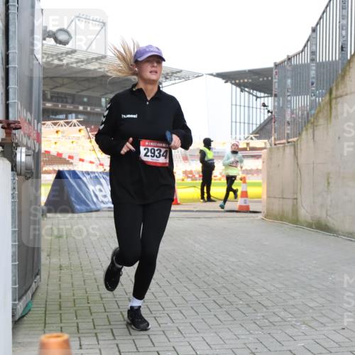 08.12.2024 - St. Pauli X-Mass-Run No. 14 H.Heesch http://msf.ph/oto/7492812 08.12.2024 09:58:27 Ziel 510, 1532, 1789, 2934, 2943, 2944, 3092, 3171, 55, 1075, 1080, 1396, 1397, 2872, 2934, 2943, 2944 meine-sportfotos.de