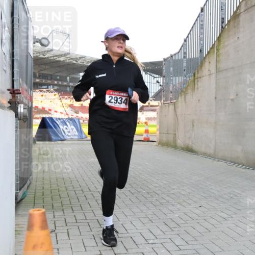 08.12.2024 - St. Pauli X-Mass-Run No. 14 H.Heesch http://msf.ph/oto/7492860 08.12.2024 09:58:27 Ziel 510, 1532, 1789, 2934, 2943, 2944, 3092, 3171, 55, 1075, 1080, 1396, 1397, 2872, 2934, 2943, 2944 meine-sportfotos.de