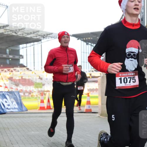 08.12.2024 - St. Pauli X-Mass-Run No. 14 H.Heesch http://msf.ph/oto/7493240 08.12.2024 09:58:35 Ziel 55, 1075, 1080, 1396, 1397, 2872, 2934, 2943, 2944, 55, 802, 880, 1075, 1080, 3109 meine-sportfotos.de
