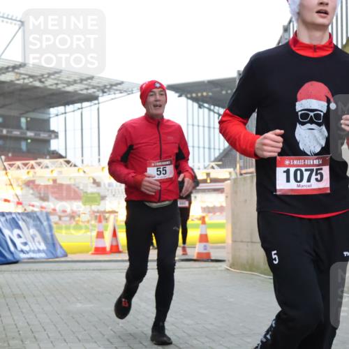 08.12.2024 - St. Pauli X-Mass-Run No. 14 H.Heesch http://msf.ph/oto/7493248 08.12.2024 09:58:35 Ziel 55, 1075, 1080, 1396, 1397, 2872, 2934, 2943, 2944, 55, 802, 880, 1075, 1080, 3109 meine-sportfotos.de