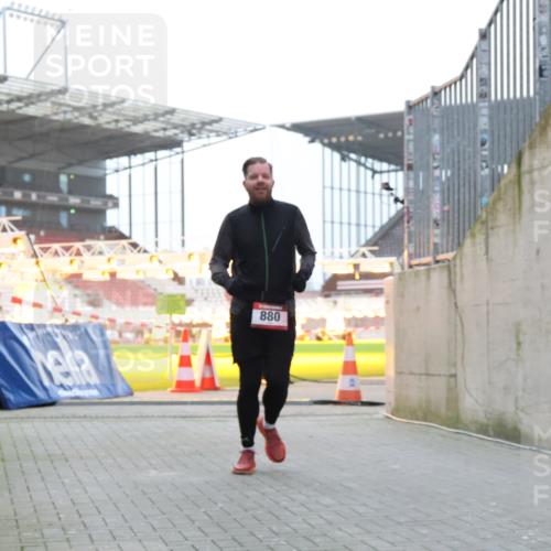 08.12.2024 - St. Pauli X-Mass-Run No. 14 H.Heesch http://msf.ph/oto/7493386 08.12.2024 09:58:37 Ziel 55, 1075, 1080, 1396, 1397, 2872, 2934, 2943, 2944, 55, 802, 880, 2984, 3109 meine-sportfotos.de