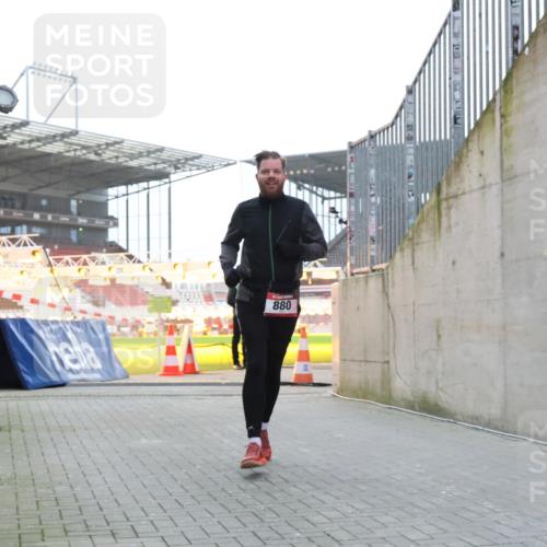 08.12.2024 - St. Pauli X-Mass-Run No. 14 H.Heesch http://msf.ph/oto/7493443 08.12.2024 09:58:37 Ziel 55, 1075, 1080, 1396, 1397, 2872, 2934, 2943, 2944, 55, 802, 880, 2984, 3109 meine-sportfotos.de
