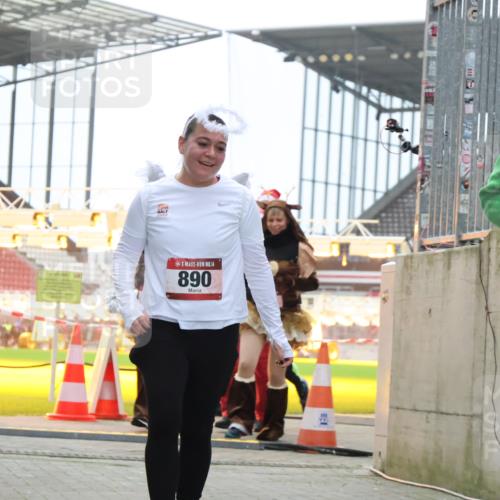 08.12.2024 - St. Pauli X-Mass-Run No. 14 H.Heesch http://msf.ph/oto/7493578 08.12.2024 10:06:54 Ziel 78, 529, 3257, 3259, 621, 698, 795, 885, 890, 1424, 1786, 2751 meine-sportfotos.de