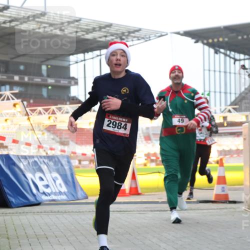 08.12.2024 - St. Pauli X-Mass-Run No. 14 H.Heesch http://msf.ph/oto/7493696 08.12.2024 09:58:45 Ziel 55, 802, 880, 1075, 1080, 1396, 1397, 2984, 3109, 49, 802, 832, 1864, 2428, 2984, 3109 meine-sportfotos.de