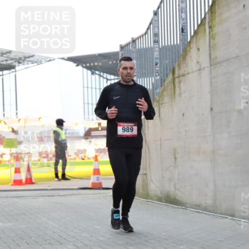 08.12.2024 - St. Pauli X-Mass-Run No. 14 H.Heesch http://msf.ph/oto/7494585 08.12.2024 09:59:07 Ziel 111, 488, 1105, 1119, 2722, 488, 989 meine-sportfotos.de
