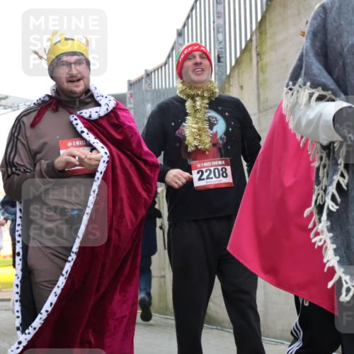 08.12.2024 - St. Pauli X-Mass-Run No. 14 H.Heesch http://msf.ph/oto/7494874 08.12.2024 10:07:23 Ziel 151, 1940, 2062, 2212, 2346, 2843, 2888, 3083, 3343, 129, 165, 1007, 1720, 2099, 2208, 2843, 2861, 2888, 3338, 3342 meine-sportfotos.de