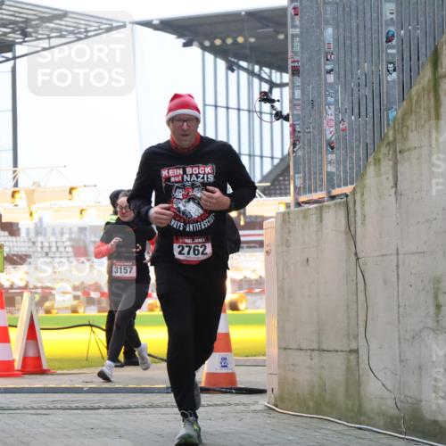 08.12.2024 - St. Pauli X-Mass-Run No. 14 H.Heesch http://msf.ph/oto/7495291 08.12.2024 09:59:49 Ziel 431, 2746, 190, 2762, 3156, 3157 meine-sportfotos.de