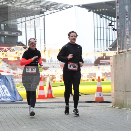 08.12.2024 - St. Pauli X-Mass-Run No. 14 H.Heesch http://msf.ph/oto/7495393 08.12.2024 09:59:50 Ziel 431, 2746, 2762, 190, 2762, 3156, 3157 meine-sportfotos.de