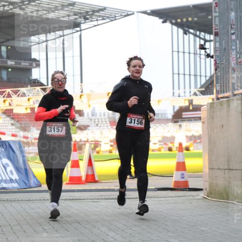 08.12.2024 - St. Pauli X-Mass-Run No. 14 H.Heesch http://msf.ph/oto/7495399 08.12.2024 09:59:51 Ziel 431, 2746, 2762, 190, 2762, 3156, 3157 meine-sportfotos.de