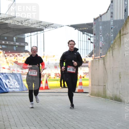 08.12.2024 - St. Pauli X-Mass-Run No. 14 H.Heesch http://msf.ph/oto/7495443 08.12.2024 09:59:51 Ziel 431, 2746, 2762, 190, 2762, 3156, 3157 meine-sportfotos.de