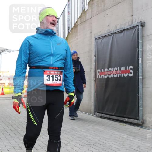 08.12.2024 - St. Pauli X-Mass-Run No. 14 H.Heesch http://msf.ph/oto/7495459 08.12.2024 10:07:38 Ziel 129, 165, 892, 1007, 1124, 1426, 1720, 2099, 2208, 2861, 3153, 3338, 3342, 1124 meine-sportfotos.de
