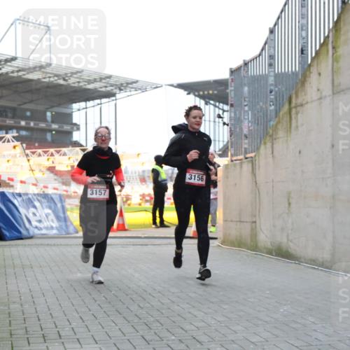 08.12.2024 - St. Pauli X-Mass-Run No. 14 H.Heesch http://msf.ph/oto/7495467 08.12.2024 09:59:51 Ziel 431, 2746, 2762, 190, 2762, 3156, 3157 meine-sportfotos.de