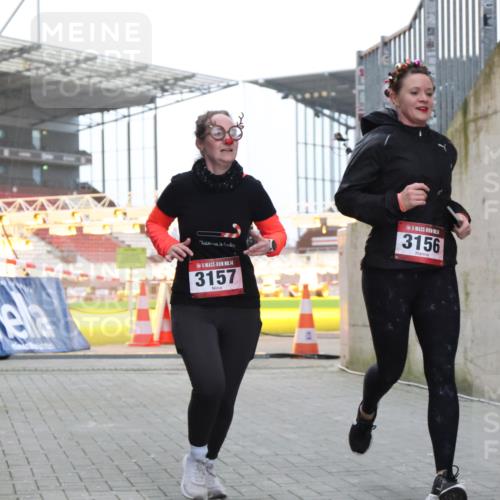 08.12.2024 - St. Pauli X-Mass-Run No. 14 H.Heesch http://msf.ph/oto/7495495 08.12.2024 09:59:52 Ziel 431, 2746, 2762, 3156, 3157, 190, 2762, 3156, 3157 meine-sportfotos.de